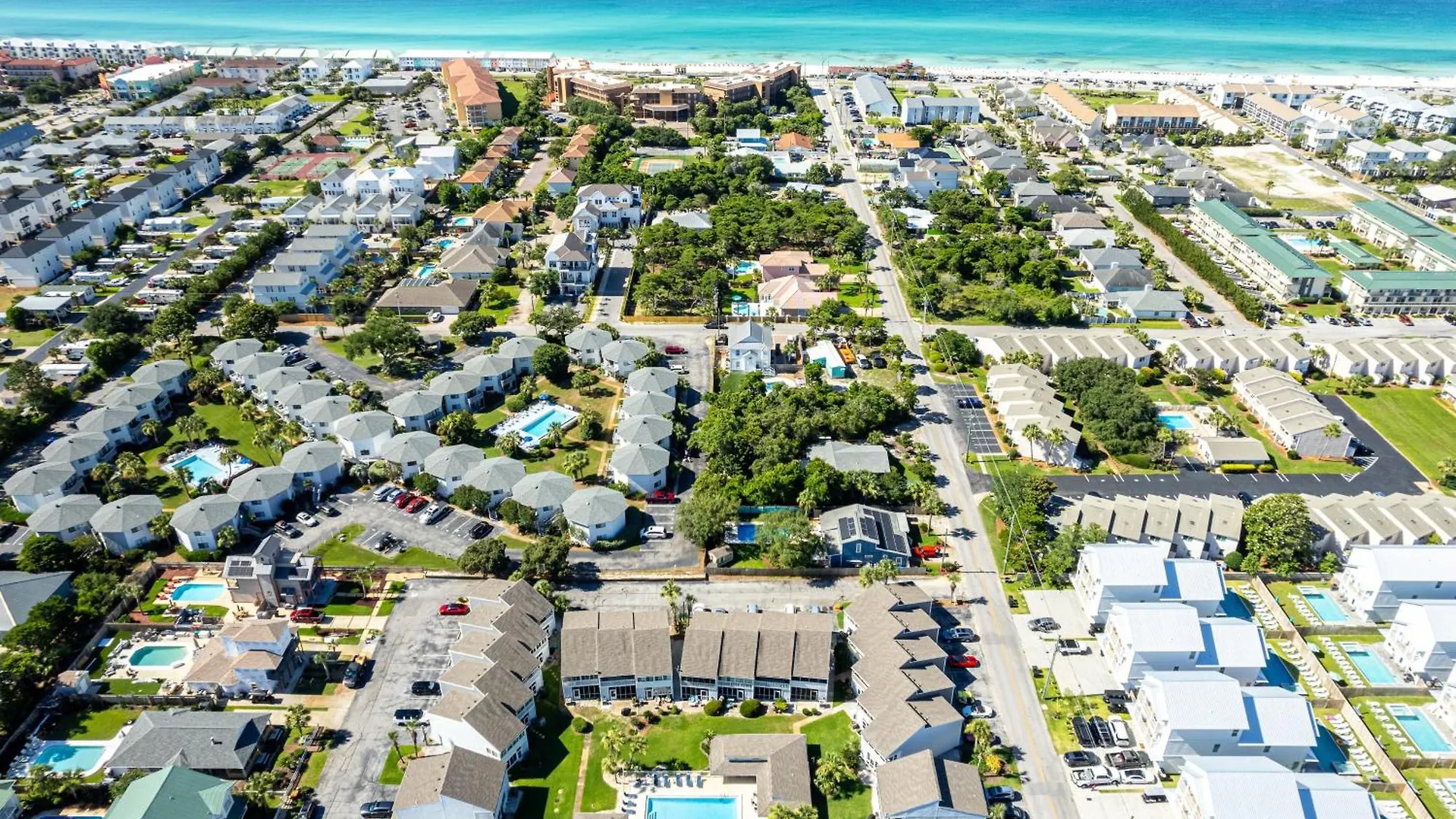Magnolia By The Sea- By Holiday Isle Properties Destin